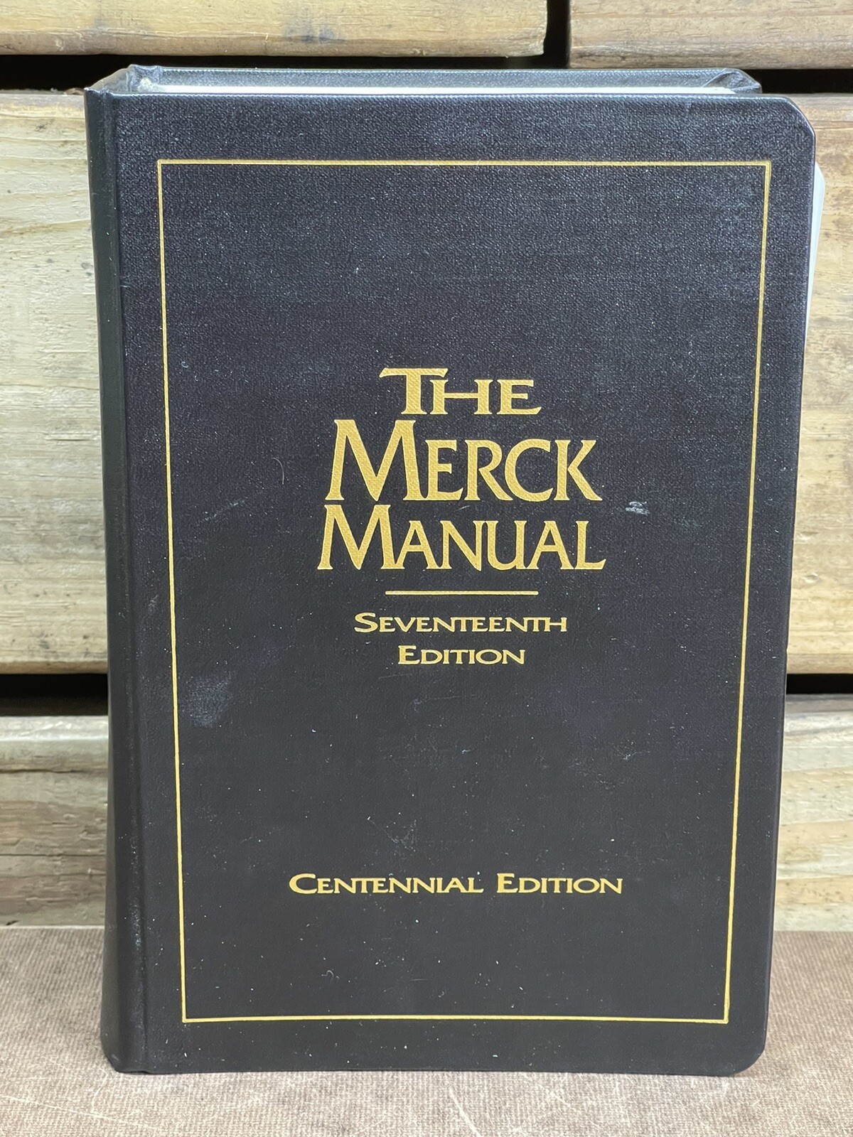 The Merck Manual of Diagnosis and Therapy : Centennial Edition by Mark H. Beers