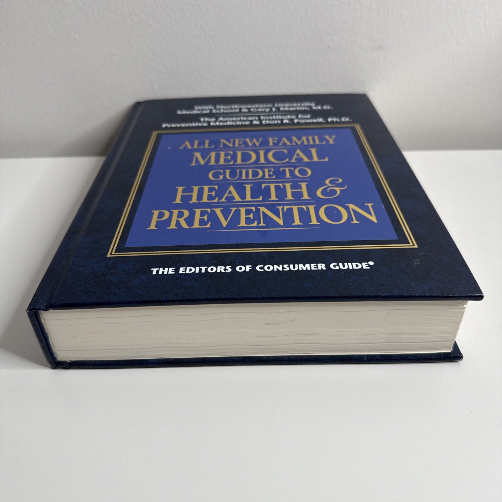 New Illustrated Family Medical Guide to Health & Prevention Consumer Guide 1995