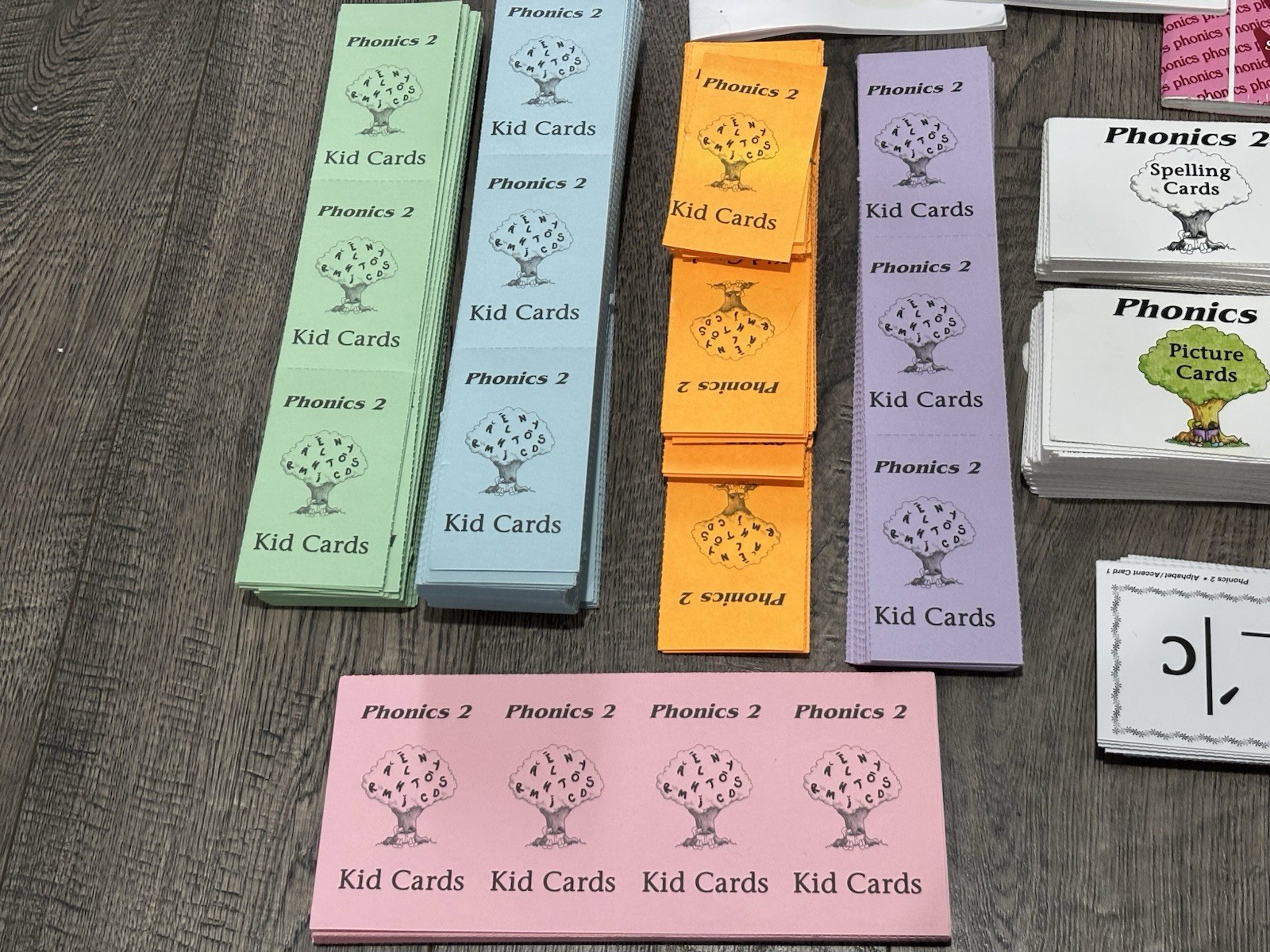 Saxon Phonics 2 Set – Lots Of Cards/Workbooks/Guide + CDs