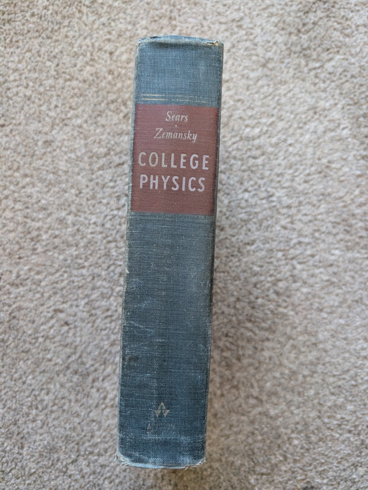 College Physics Book 1955 Francis Sears Mark Zemansky, 2st Edition