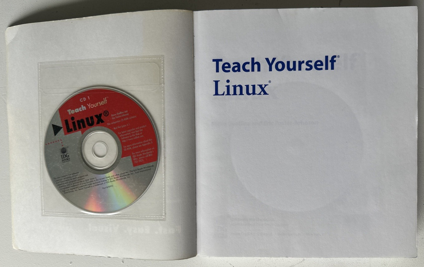 Teach Yourself Linux on the Spot Answers Red Hat Linux 6.1 on 2 CDs! *EXCELLENT