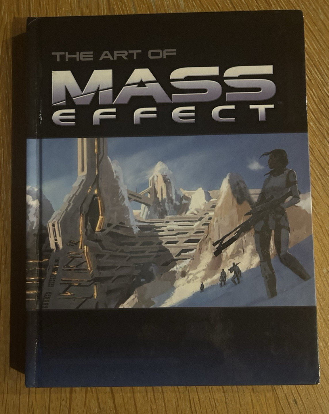 The Art of Mass Effect Hardcover Concept Art Book – GOOD