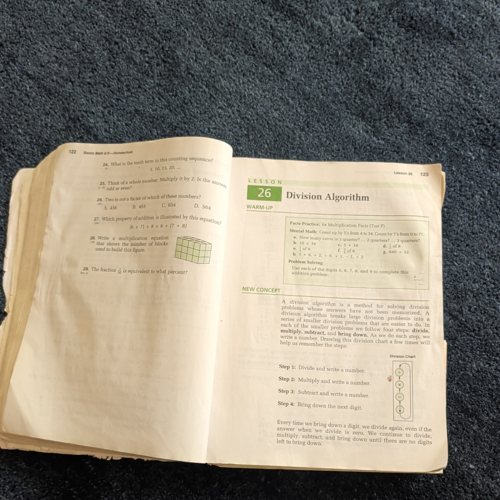Saxon Math 6/5 Homeschool by Stephen Hake and Saxon Publishers Staff (2004,…