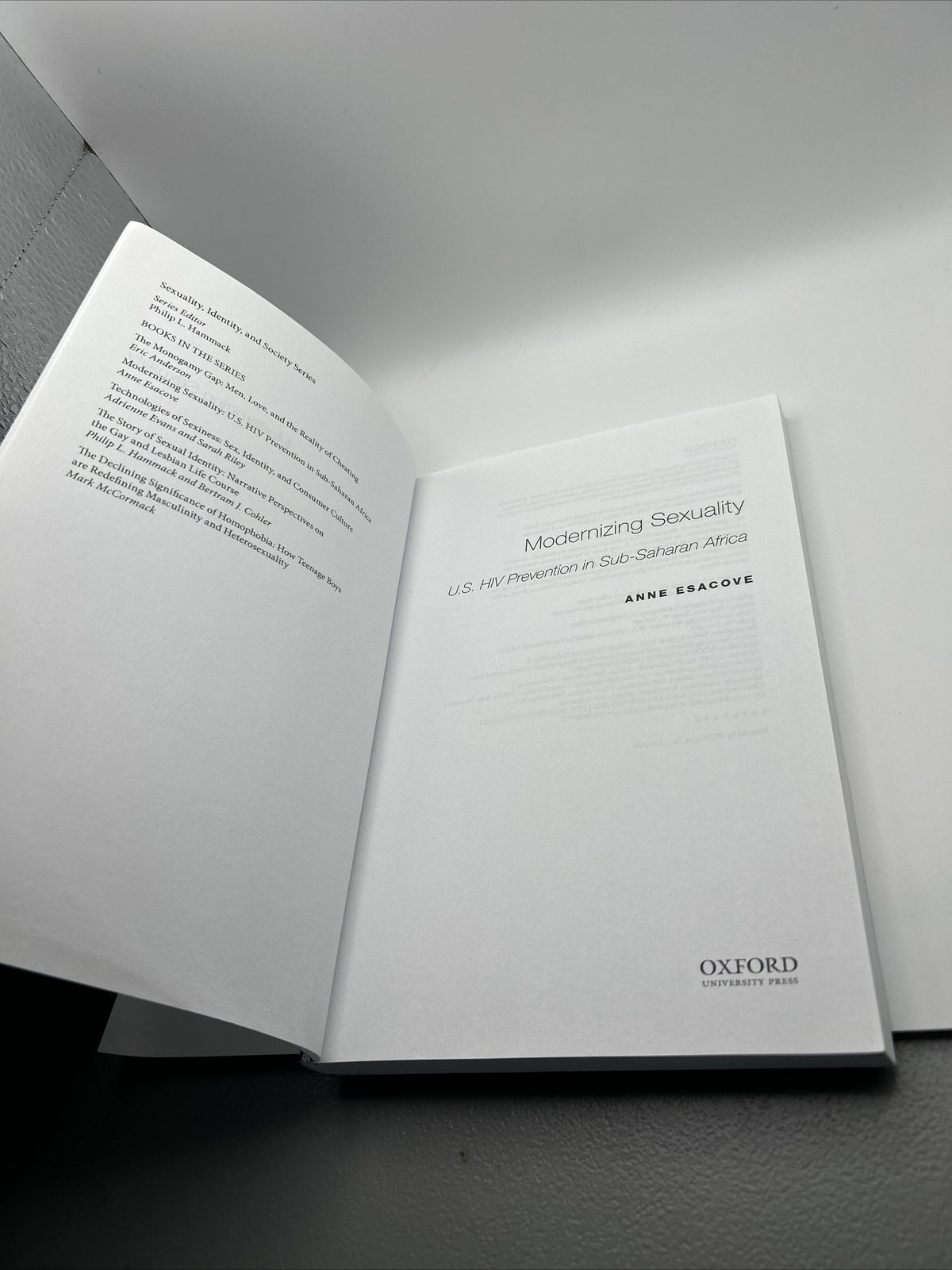 MODERNIZING SEXUALITY: U.S. HIV PREVENTION IN SUB-SAHARAN By Anne Esacove *Mint*