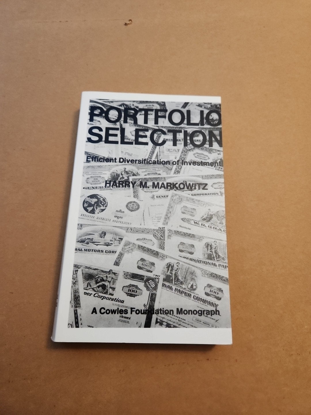 Portfolio Selection: Efficient Diversification of Investments