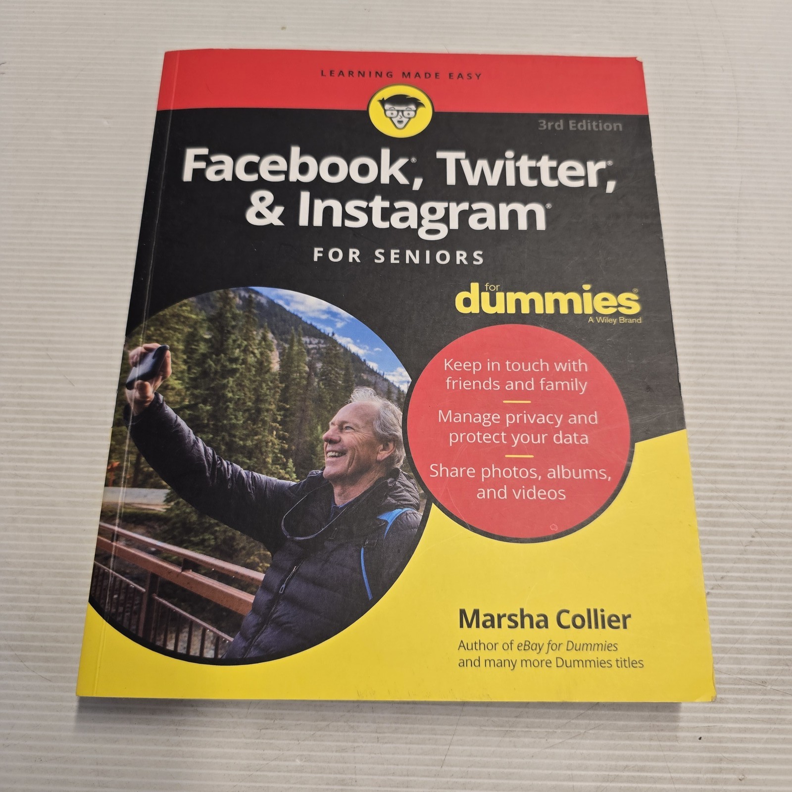 Facebook, Twitter, & Instagram For Seniors 3rd Edition by Marsha Collier Dummies