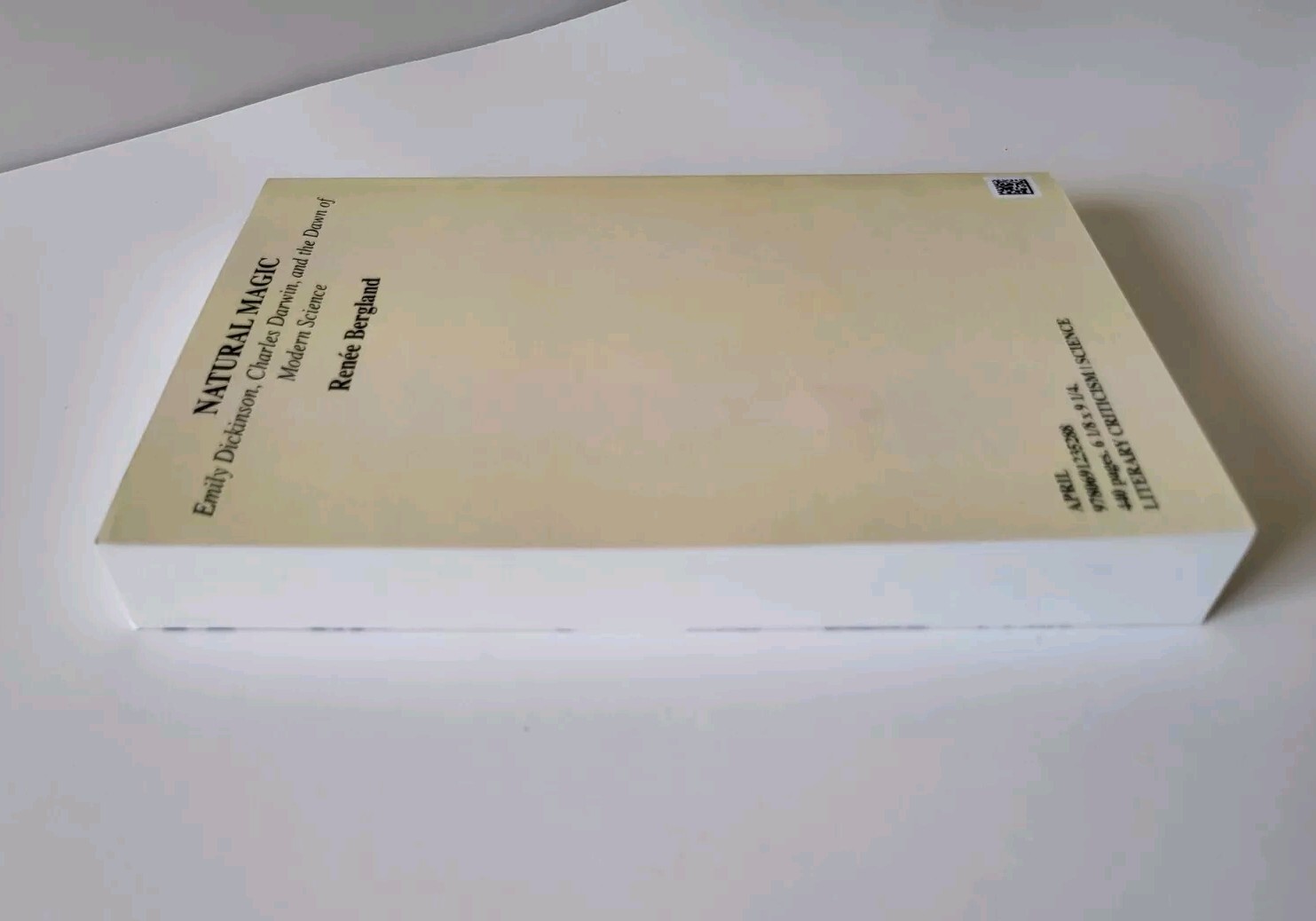 🌟 UNCORRECTED PROOF Natural Magic: Emily Dickinson by Bergland Renée Paperback