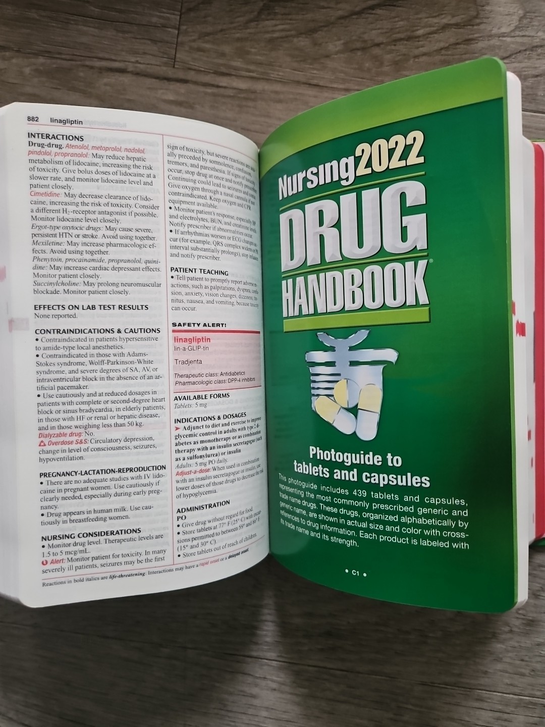 Nursing2022 Drug Handbook by Lippincott Williams & Wilkins (2021, Trade Paperbac