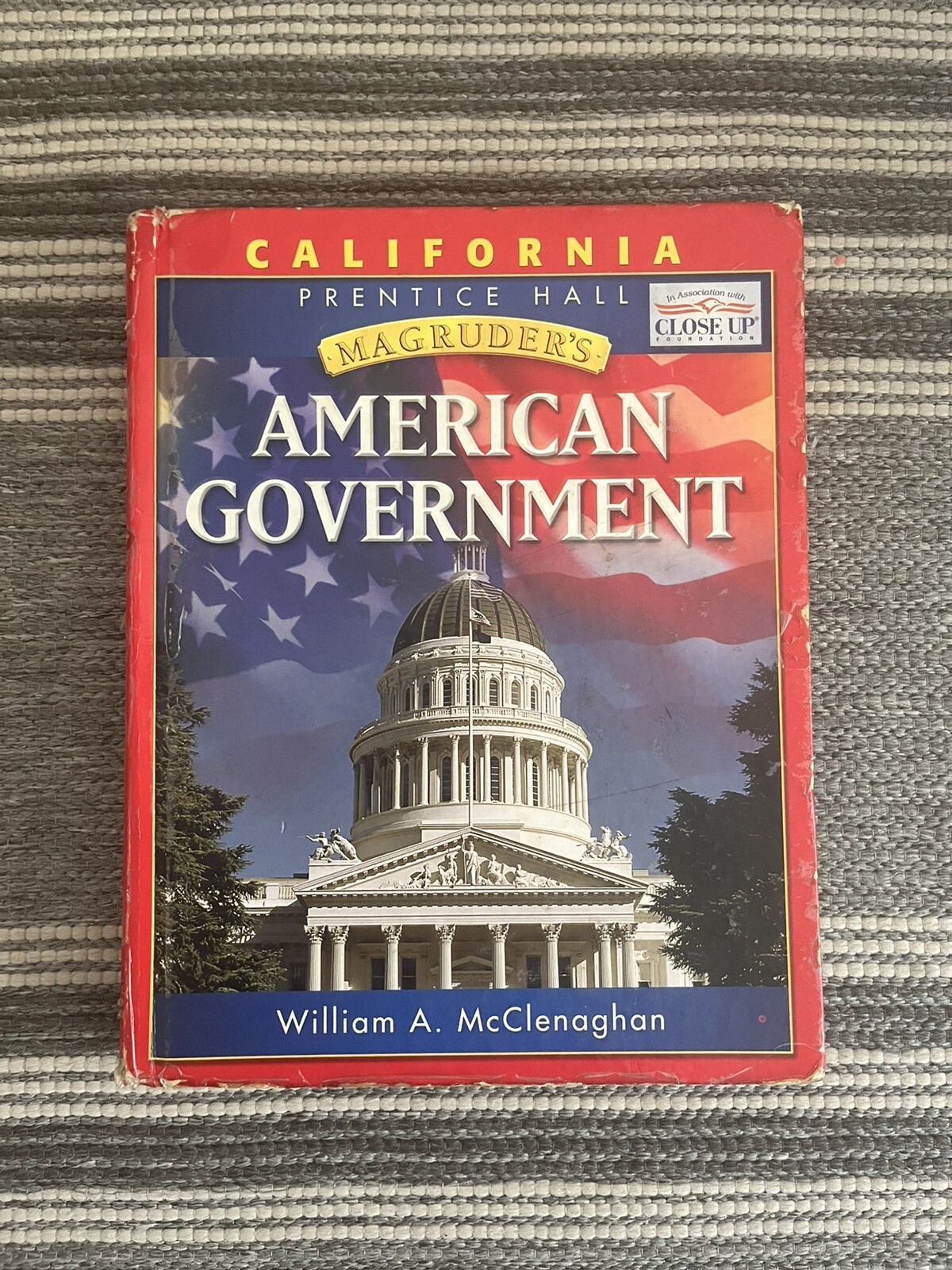 Magruder’s American Government by William A. McClenaghan (2008, Hardcover)
