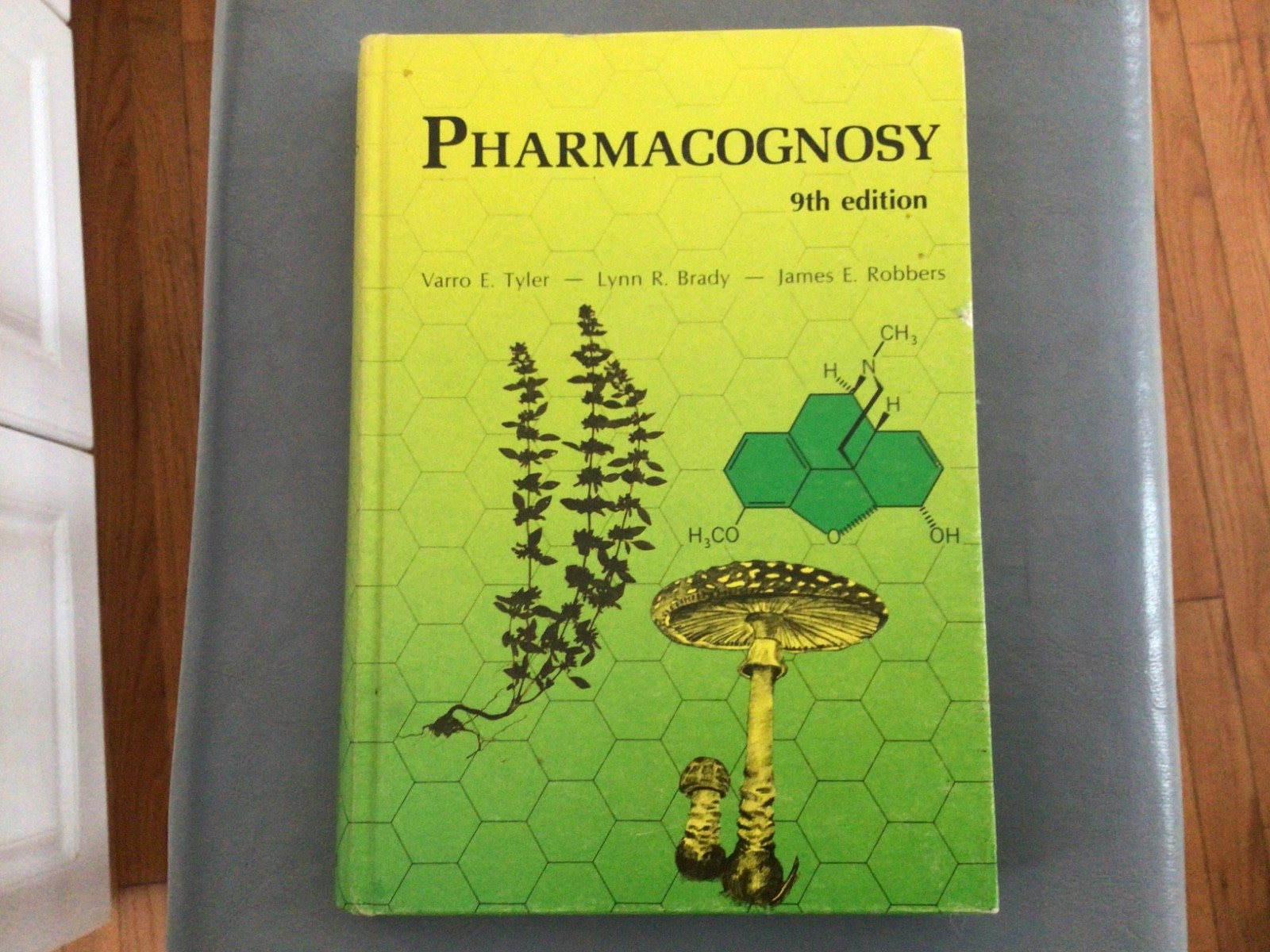 Pharmacognosy Hardcover James E., Tyler, Varro E., Brady, Lynn R. 9th Edition