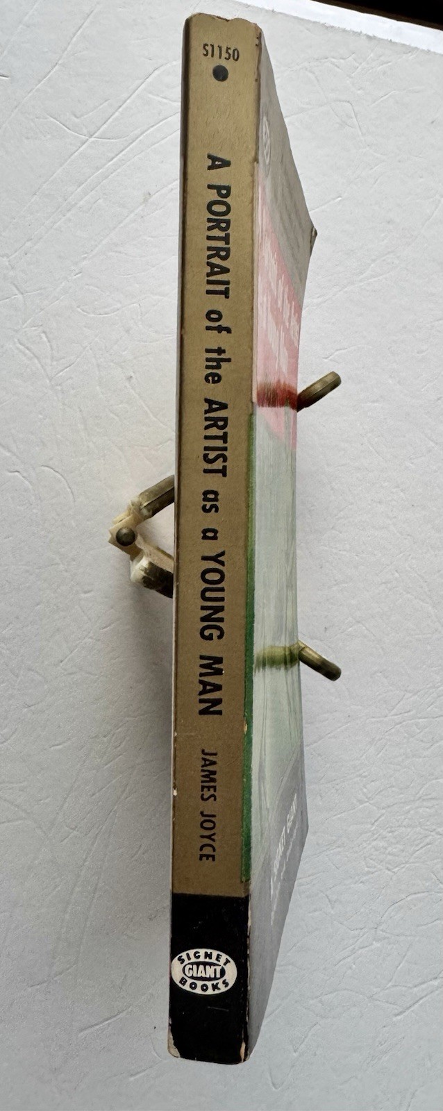 1954 A PORTRAIT OF THE ARTIST AS A YOUNG MAN ~ James Joyce Signet 35c MMPB