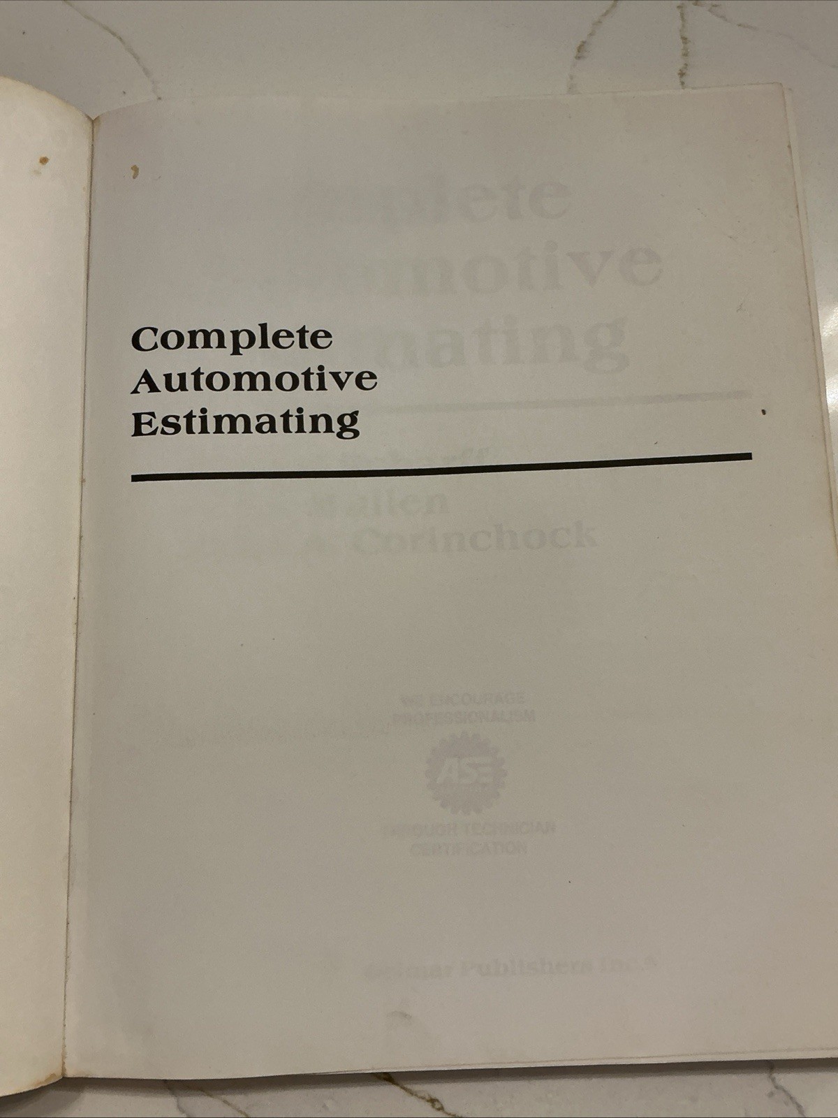 Complete Autobody Estimating & Repair by Robert Scharff