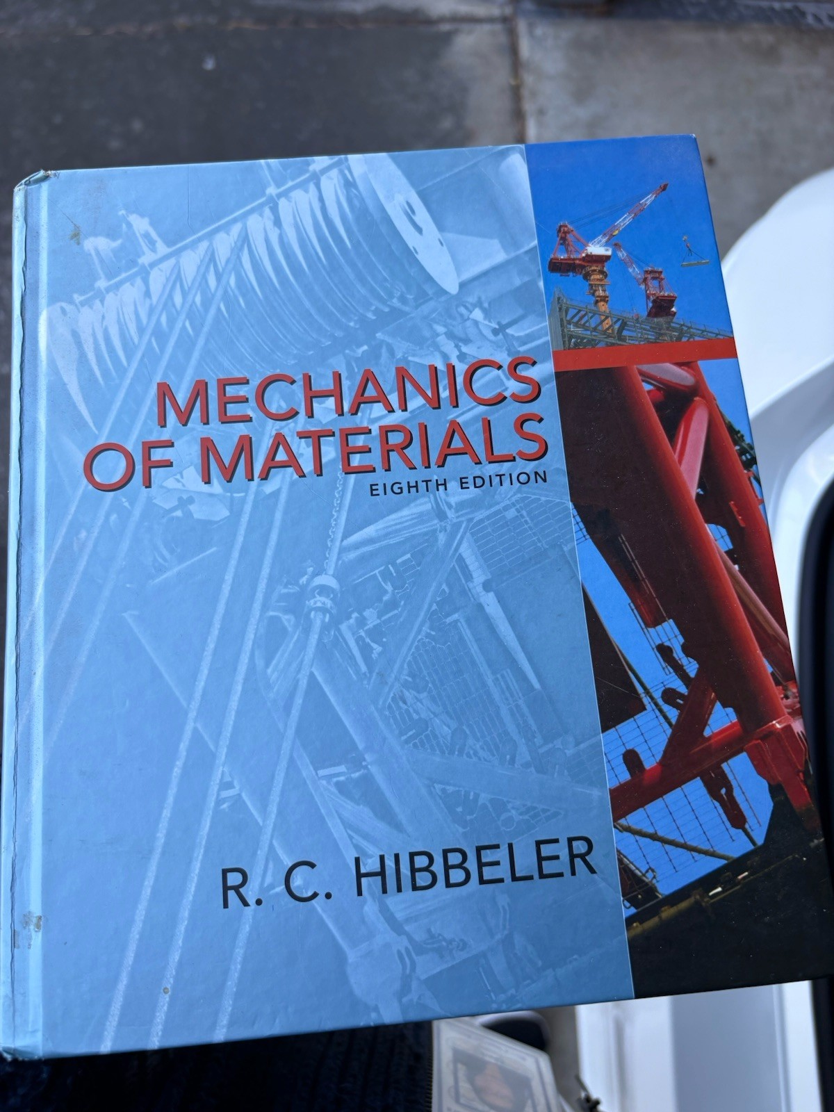 Mechanics of Materials (8th Edition) – Hardcover By Hibbeler, Russell C. – GOOD