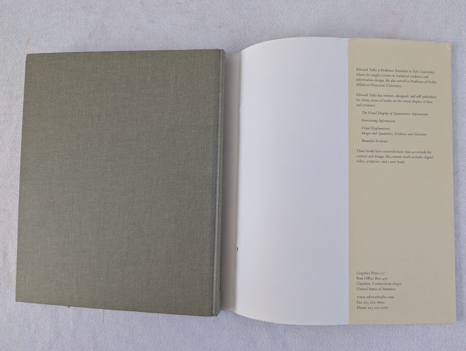 SIGNED by Edward Tufte, The Visual Display of Quantitative Information 2nd Ed.