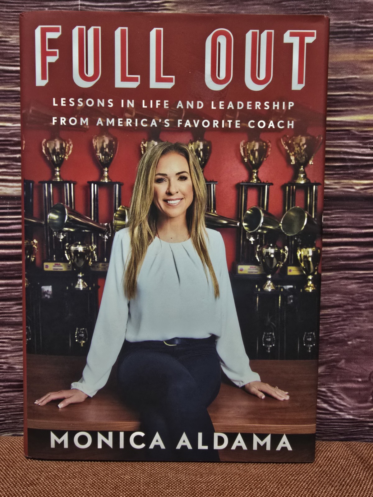 Full Out: Lessons in Life and Leadership from America’s Favorite Coach
