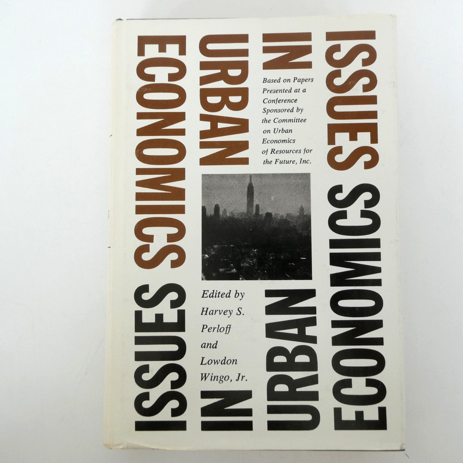 Issues In Urban Economics Perloff & Wingo 1968 The John Hopkins Press