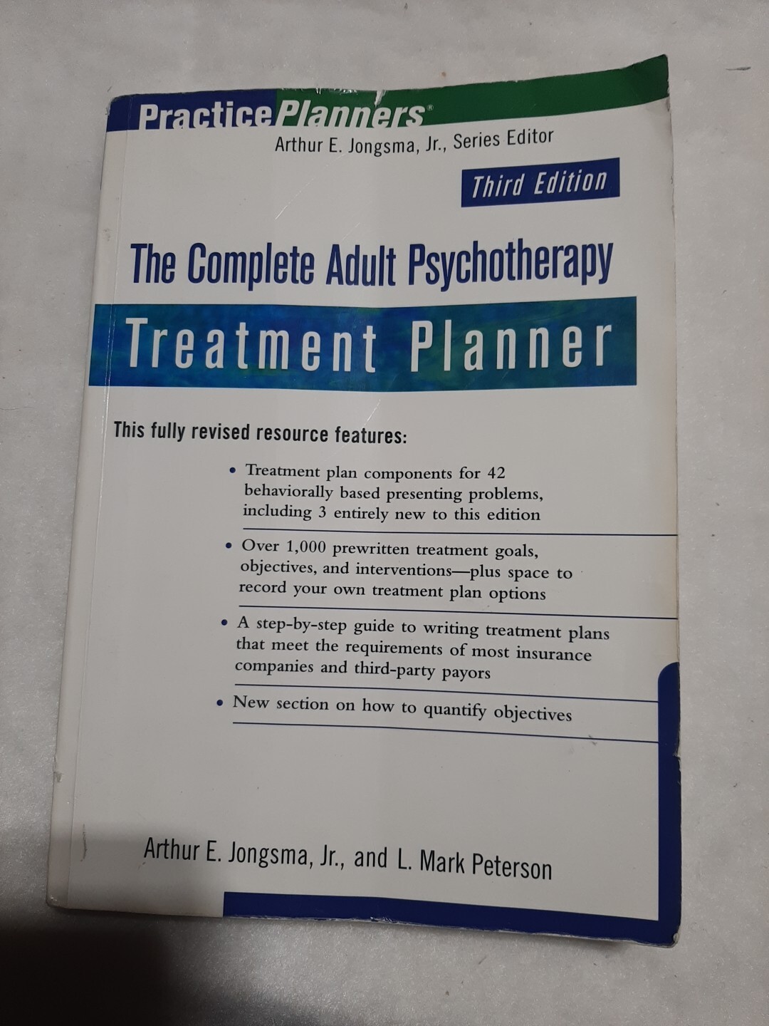 PracticePlanners Ser.: The Complete Adult Psychotherapy Treatment Planner by L.