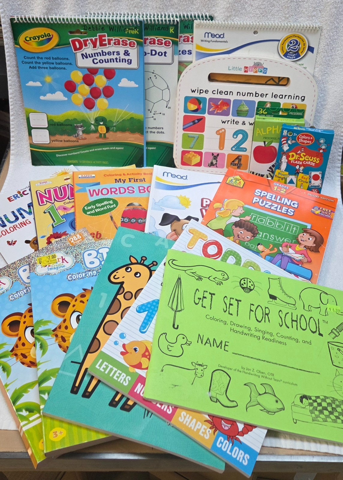 Toddler activity books, toddler learning, homeschooling, spelling, flash cards