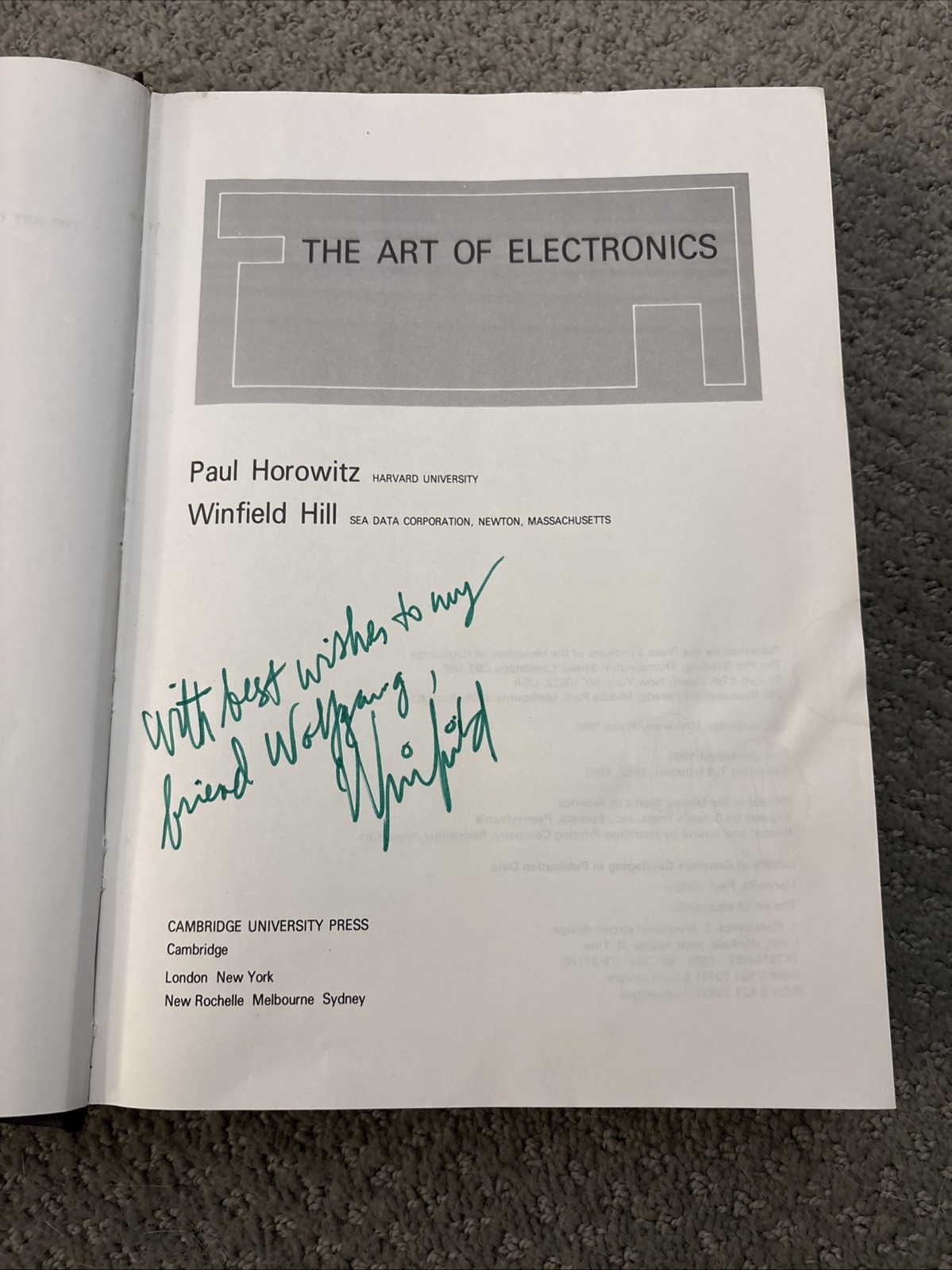 Signed The Art Of Electronics 1983 Hardcover Horowitz Hill