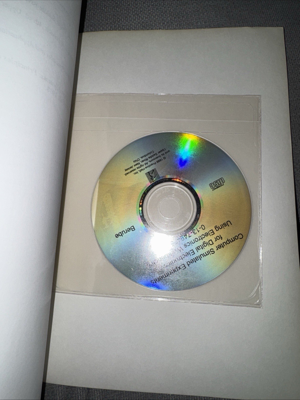 Computer Simulated Experiments For Digital Electronics Work Book R.H. Berube CD