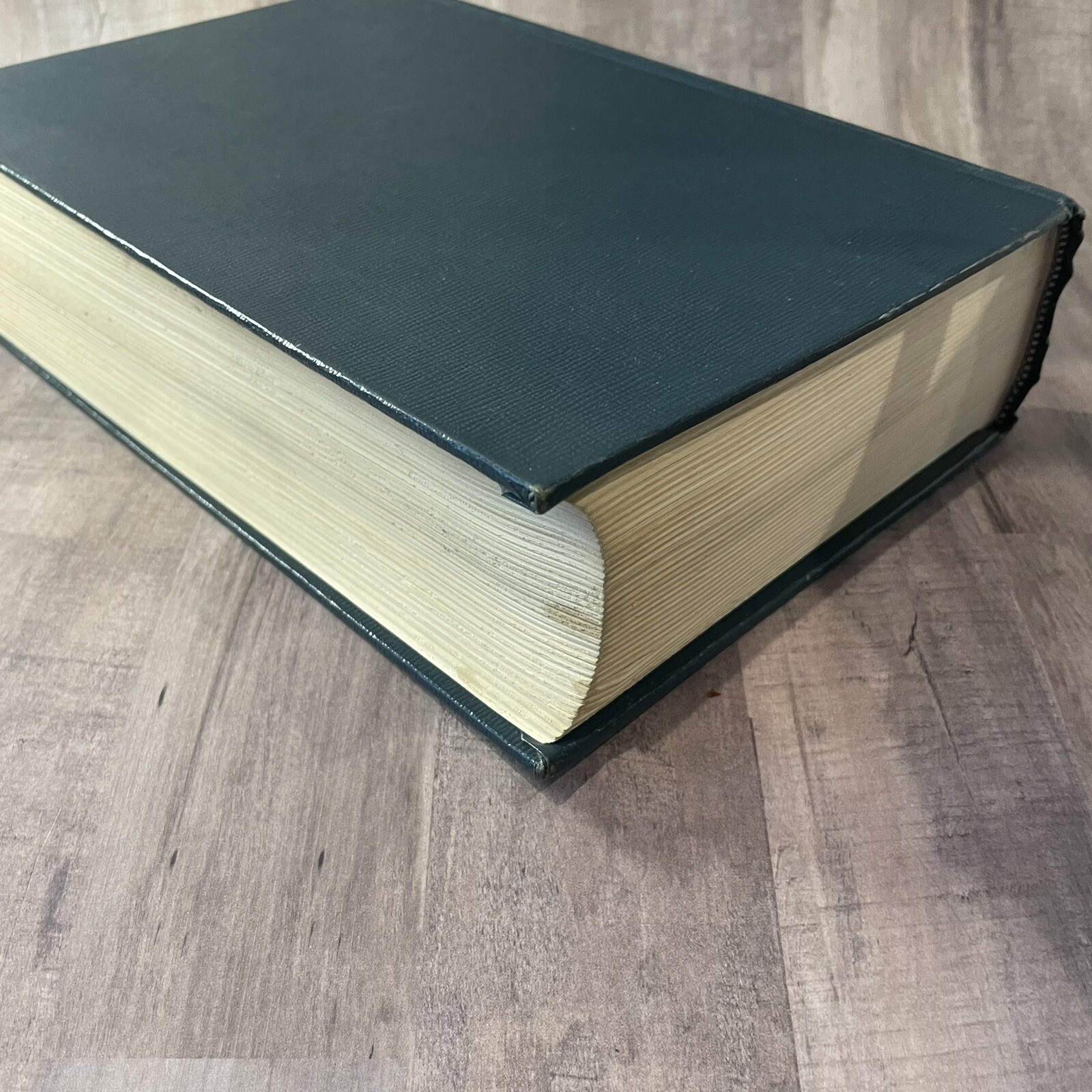 Constitutional Law Cases and Materials – Ninth Edition – Gerald Gunther