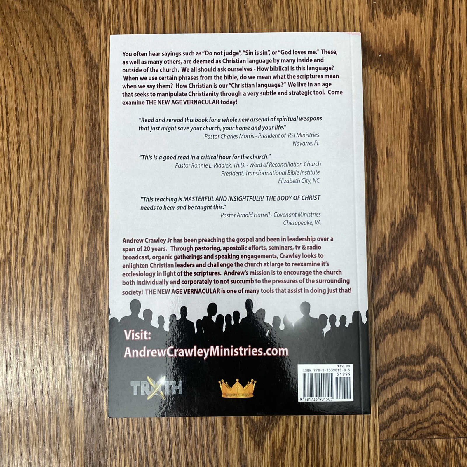 The New Age Vernacular Crawley 2019 Language Christian Discernment Bible SIGNED