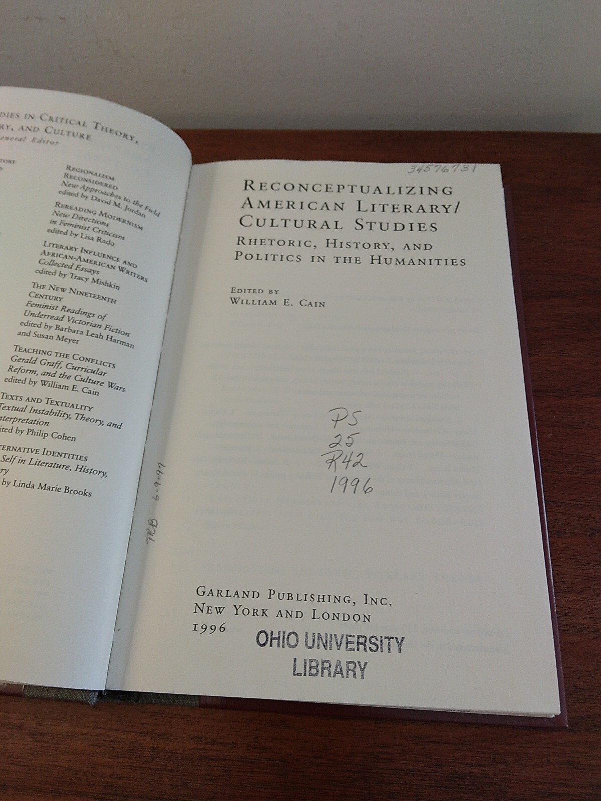 Reconceptualizing American Literary/Cultural Studies… ed. William E Cain. HC