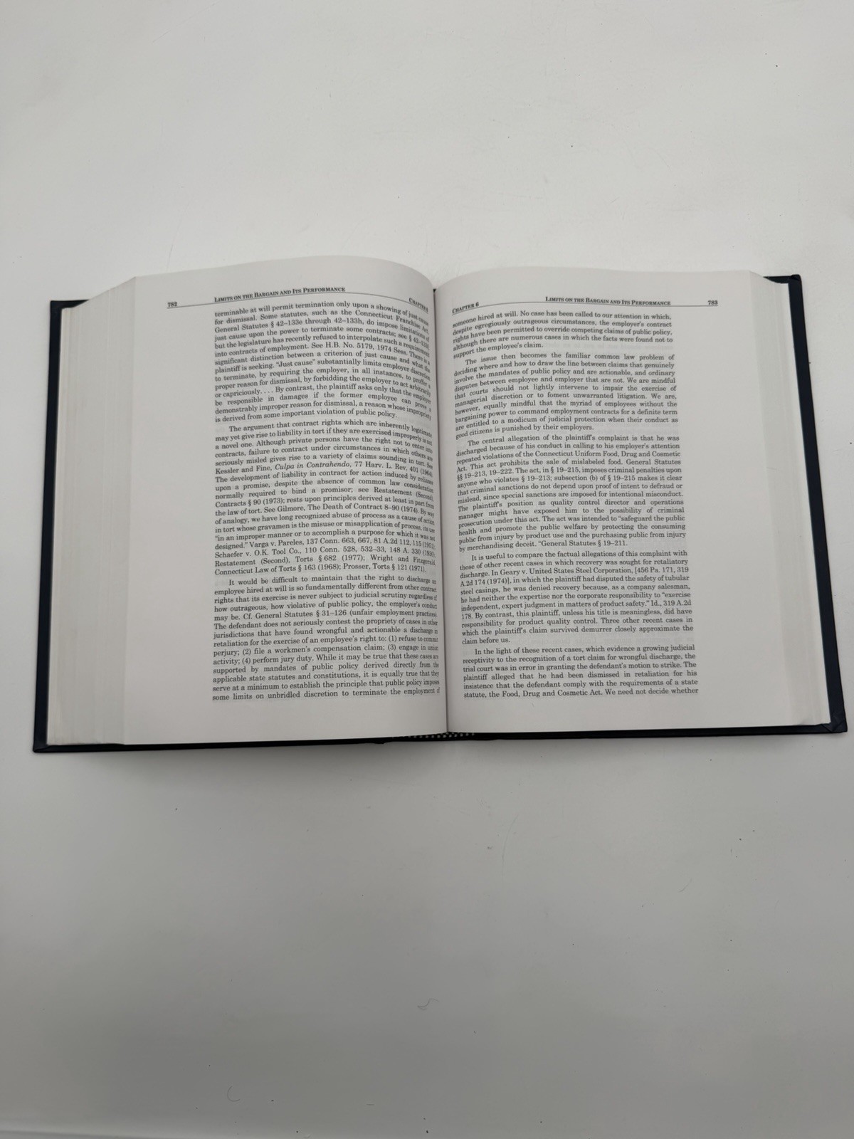 Contracts Cases and Materials, 10th Edition, E. A. Farnsworth Uni Casebook HC