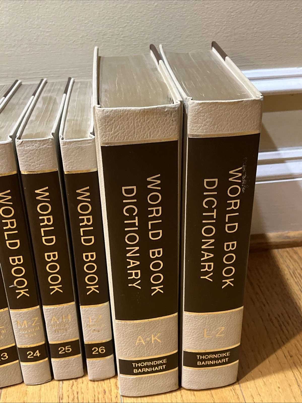 Vintage 1975 World Book Encyclopedia Complete Set (Volumes 1-26) + Dictionary