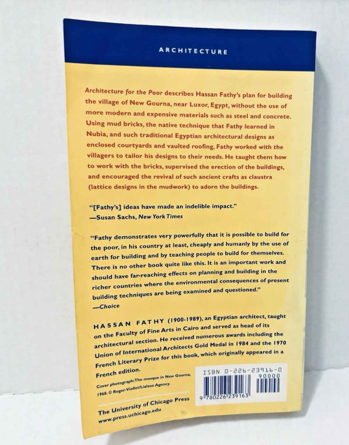 Architecture for the Poor: An Experimen… by Fathy, Hassan Paperback / softback