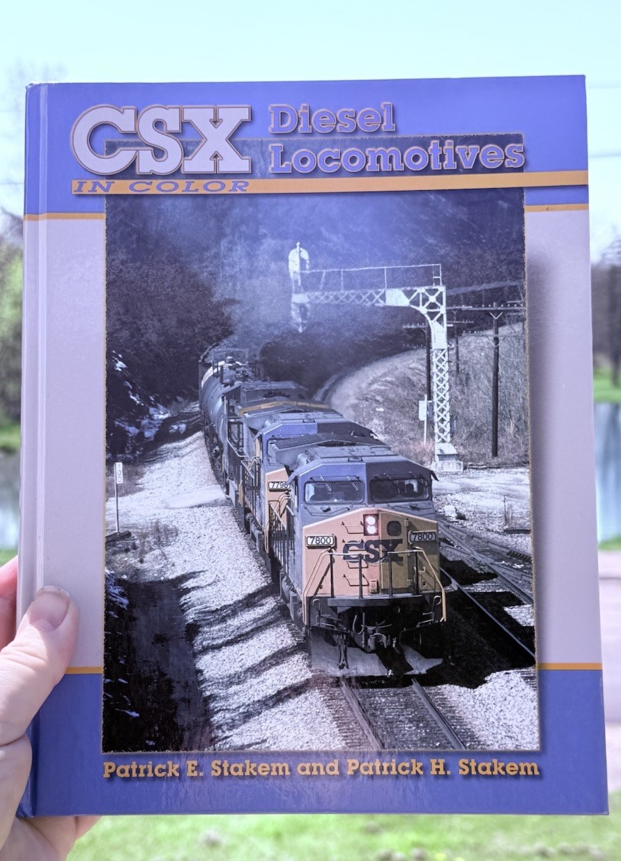 CSX Diesel Locomotives Stakem 1999 Hardcover Railroad Illustrated Historical