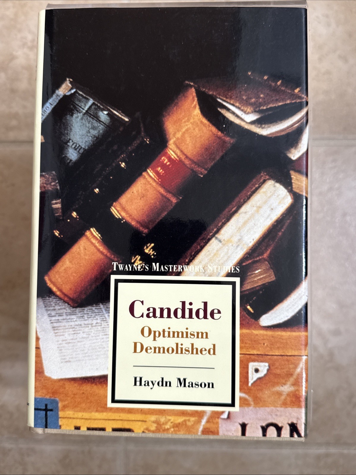 Candide: Optimism Demolished (Twayne’s Masterwork Studies) HC/DJ