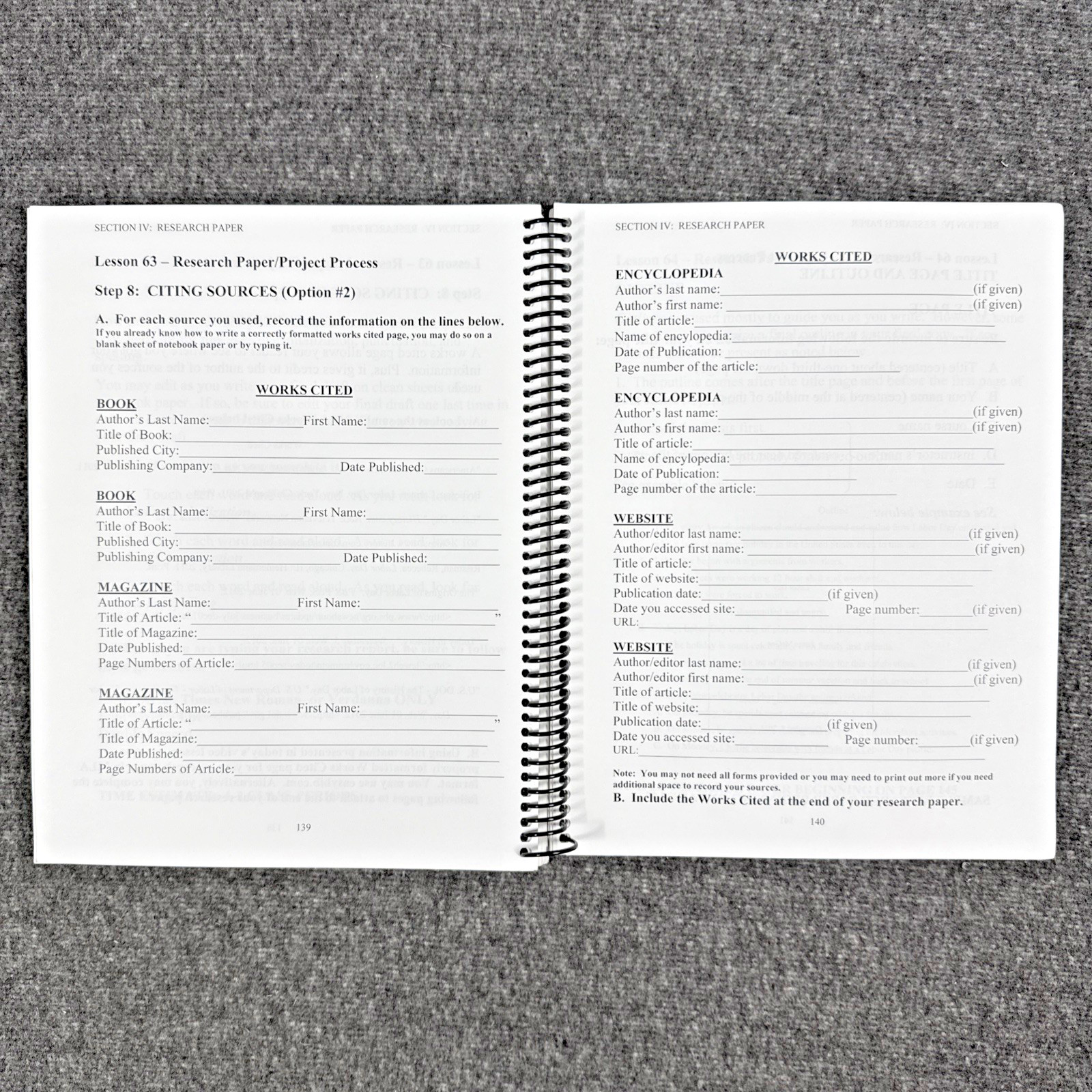 Essentials in Writing 8 Student book w/ Answer Key, 4 DVDs Matthew Stephens 2019