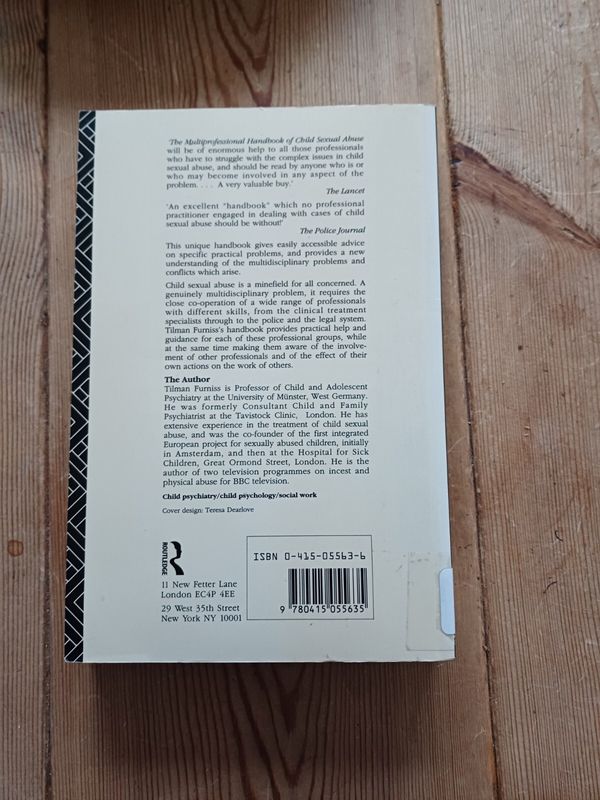 The Multi-professional Handbook of Child Sexual Abuse (paperback, 1992)- reprint