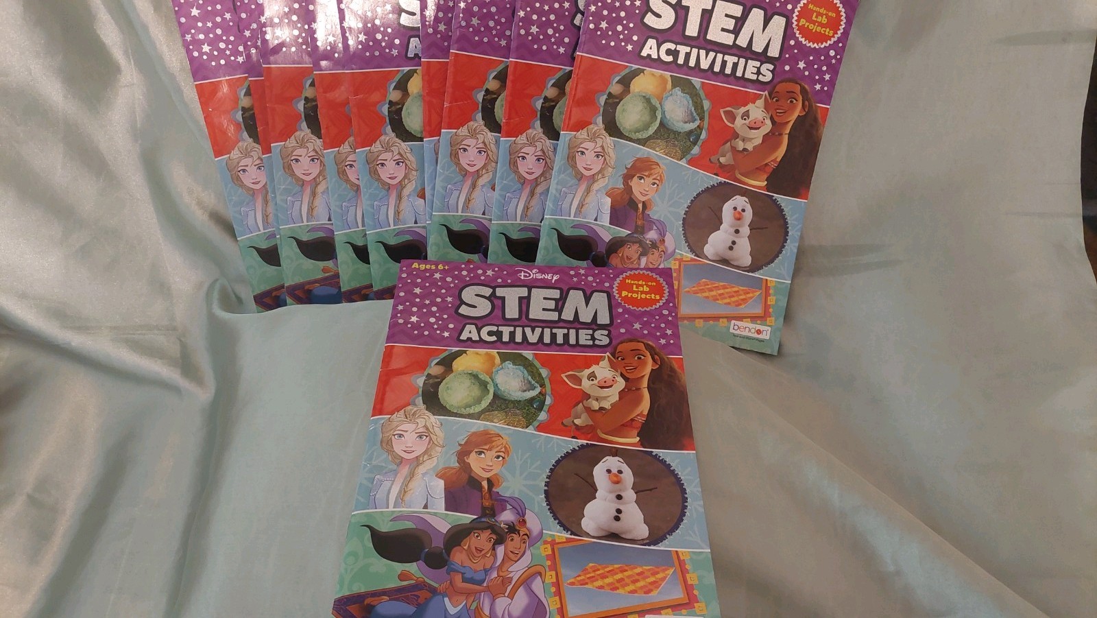 Disney STEM Activities Book Ages 6+ Aladdin Frozen 2 Moana Bendon 2021 Kids