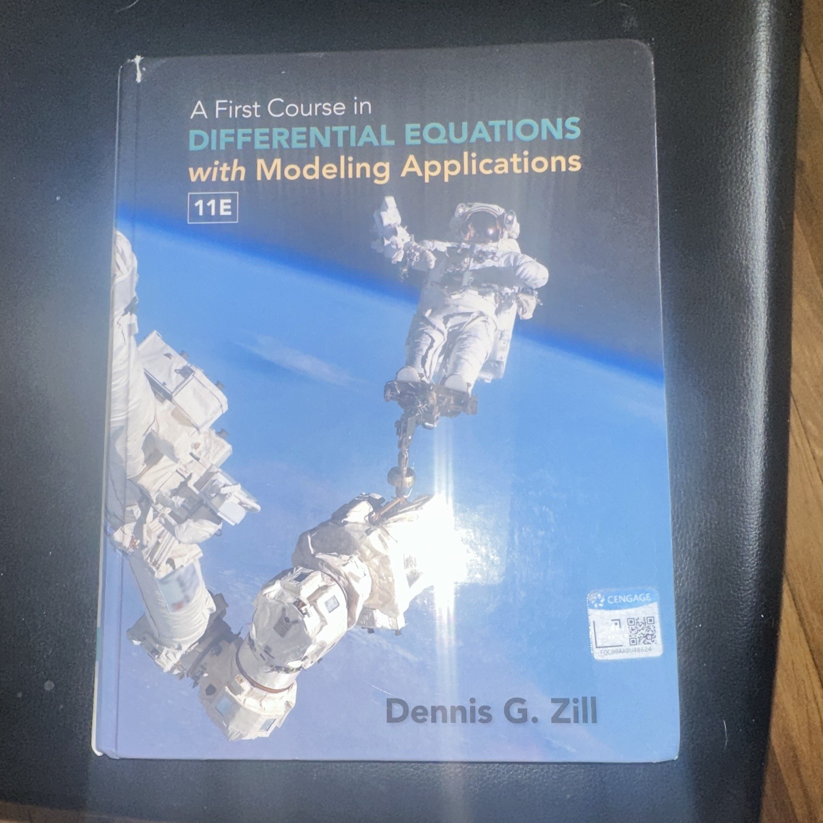 Dennis G. Zill A First Course in Differential Equations w/ Modeling 11E PB