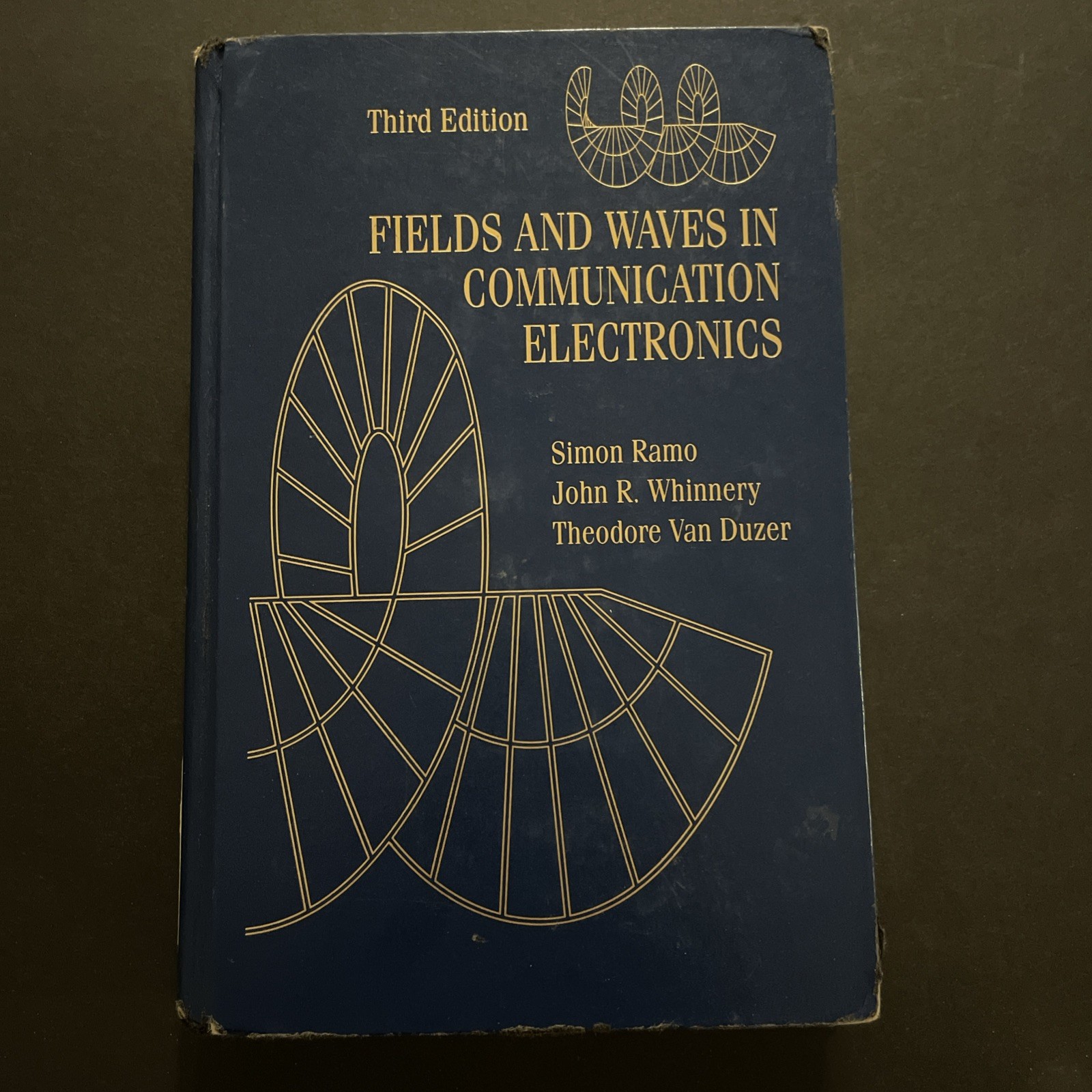 Fields and Waves in – Hardcover, by Ramo Simon; Whinnery – Acceptable