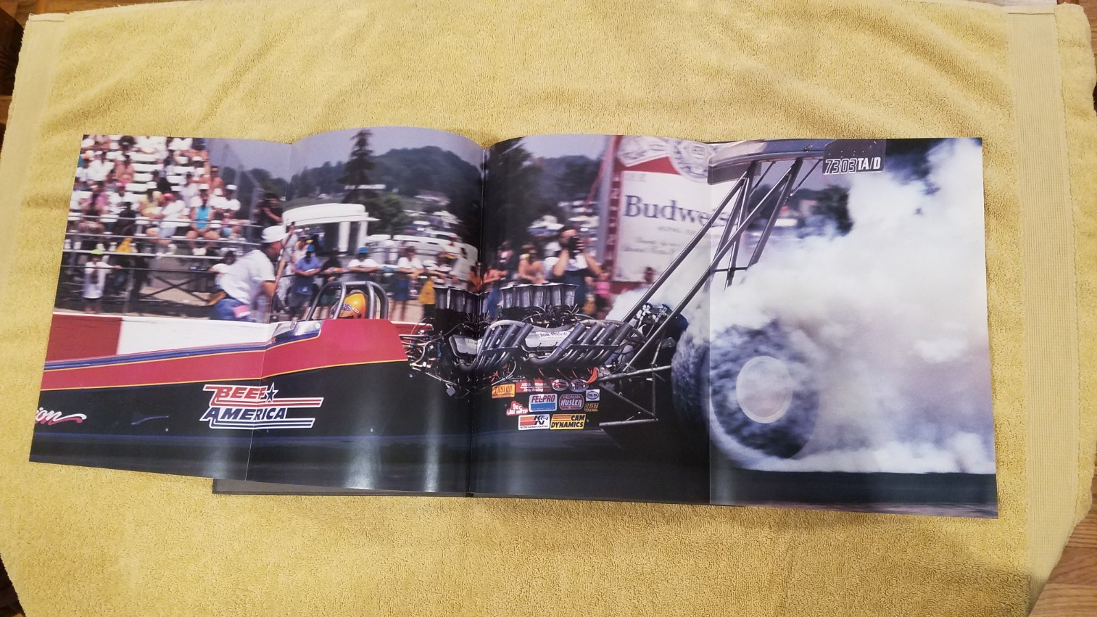 DRAG RACING BOOK 80PAGES [SMITHMARK] BY BILL HOLDER
