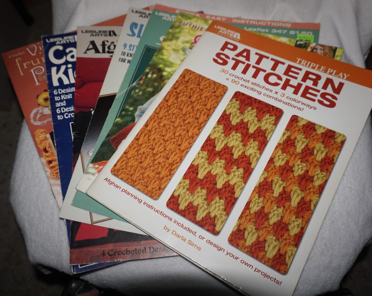 6, Leisure Arts Crochet Pamphlets: Pattern Stitches, Scarves, Sweaters, & More