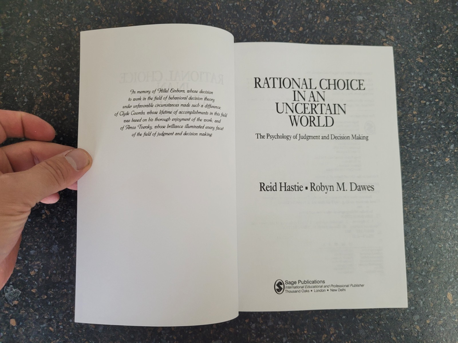 Rational Choice in an Uncertain World by Reid Hastie and Robyn Dawes Paperback
