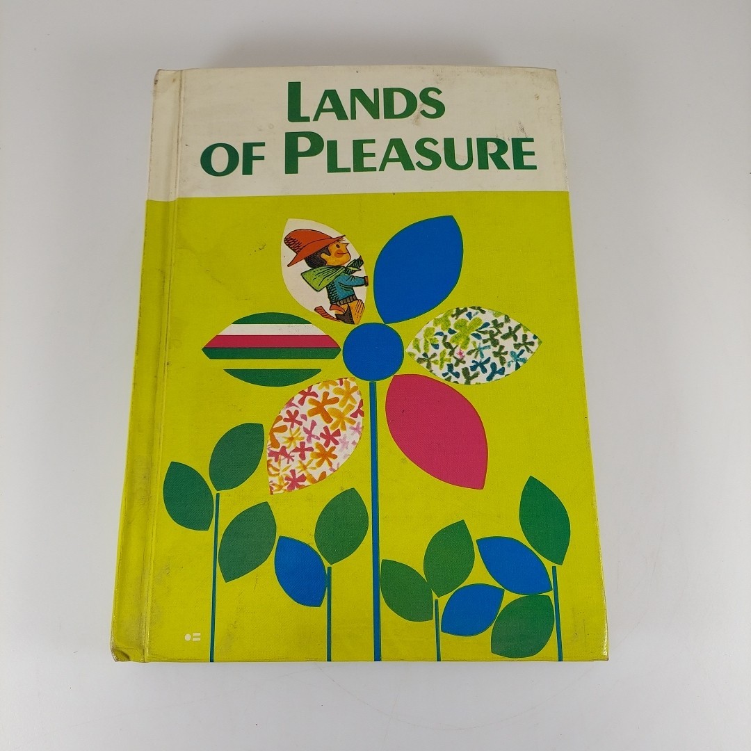 Lands of Pleasure Mae Knight Clark The Macmillan Reading Program 1965 HC