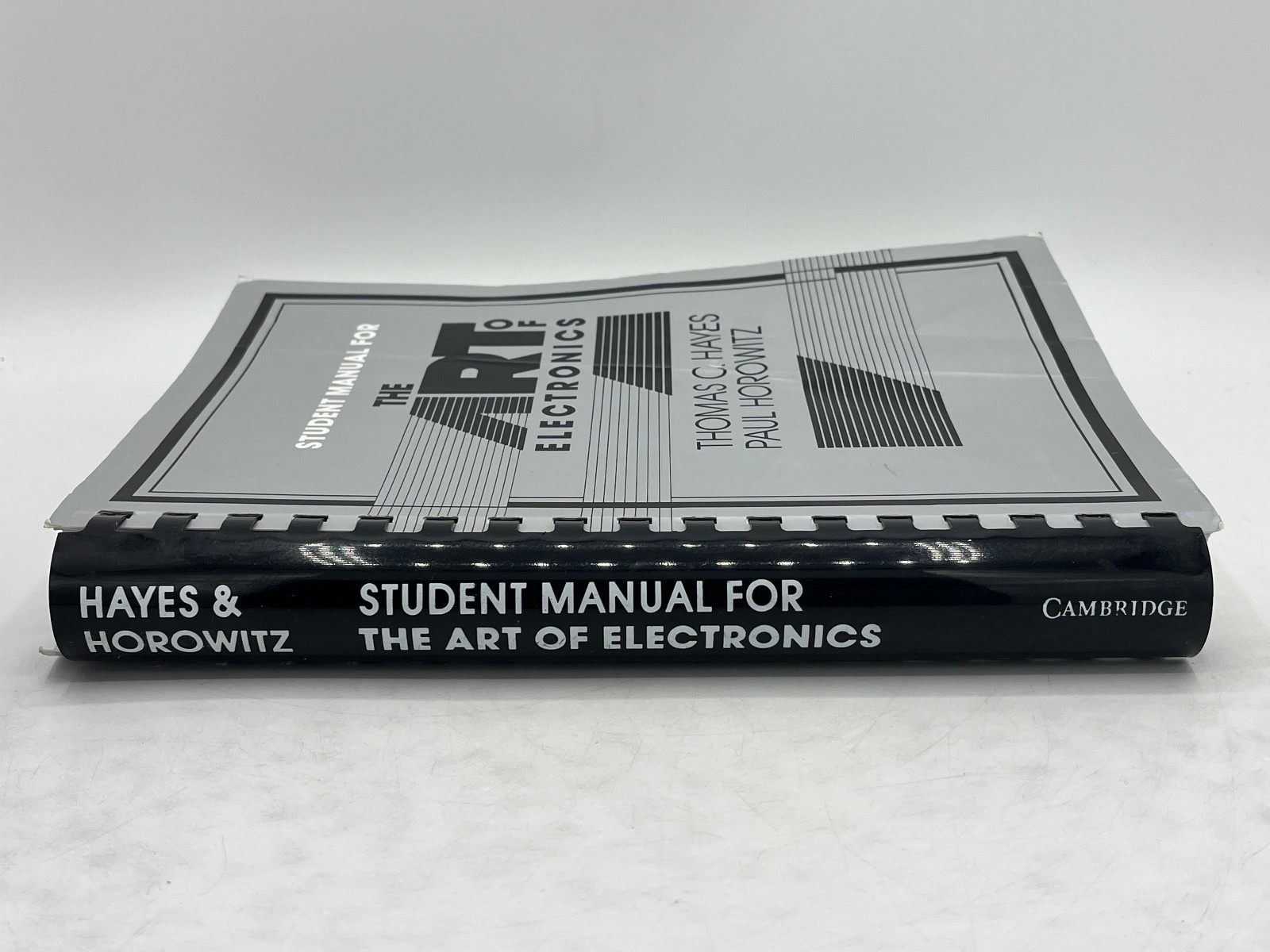 The Art of Electronics 2nd Edition HB + Student Manual PB – Horowitz & Hill 1989