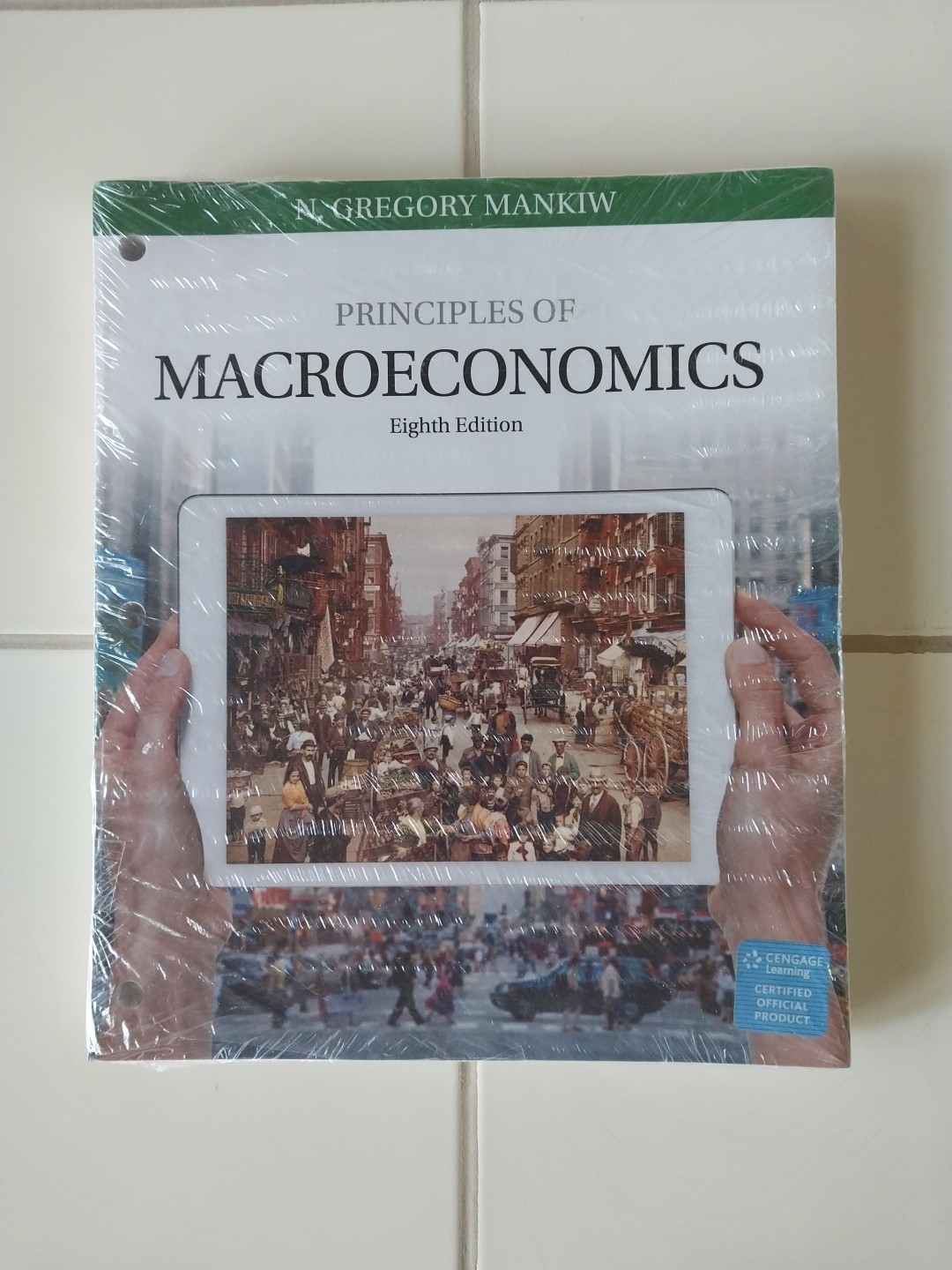 Principles of Macroeconomics 8th edition by N. Gregory Mankiw Looseleaf Edition