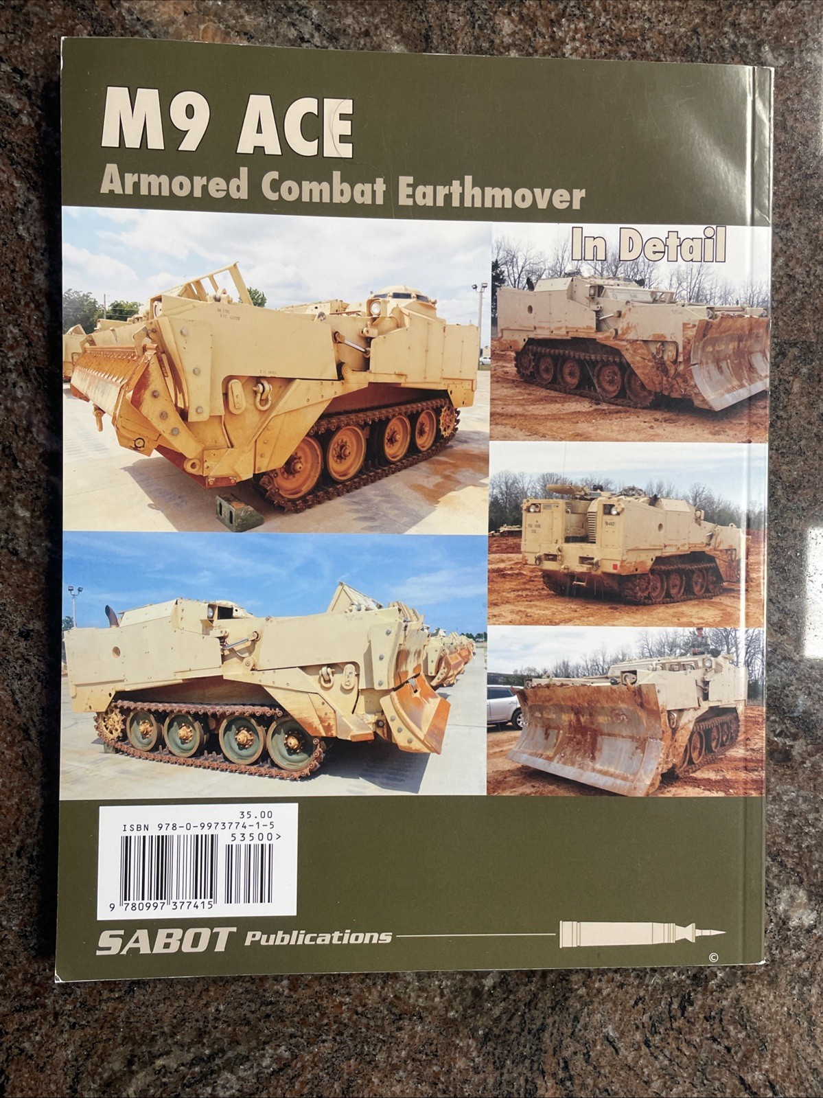 M9 ACE Armored Combat Earthmover – SABOT Publications No. SP002, SB, 126 Pages