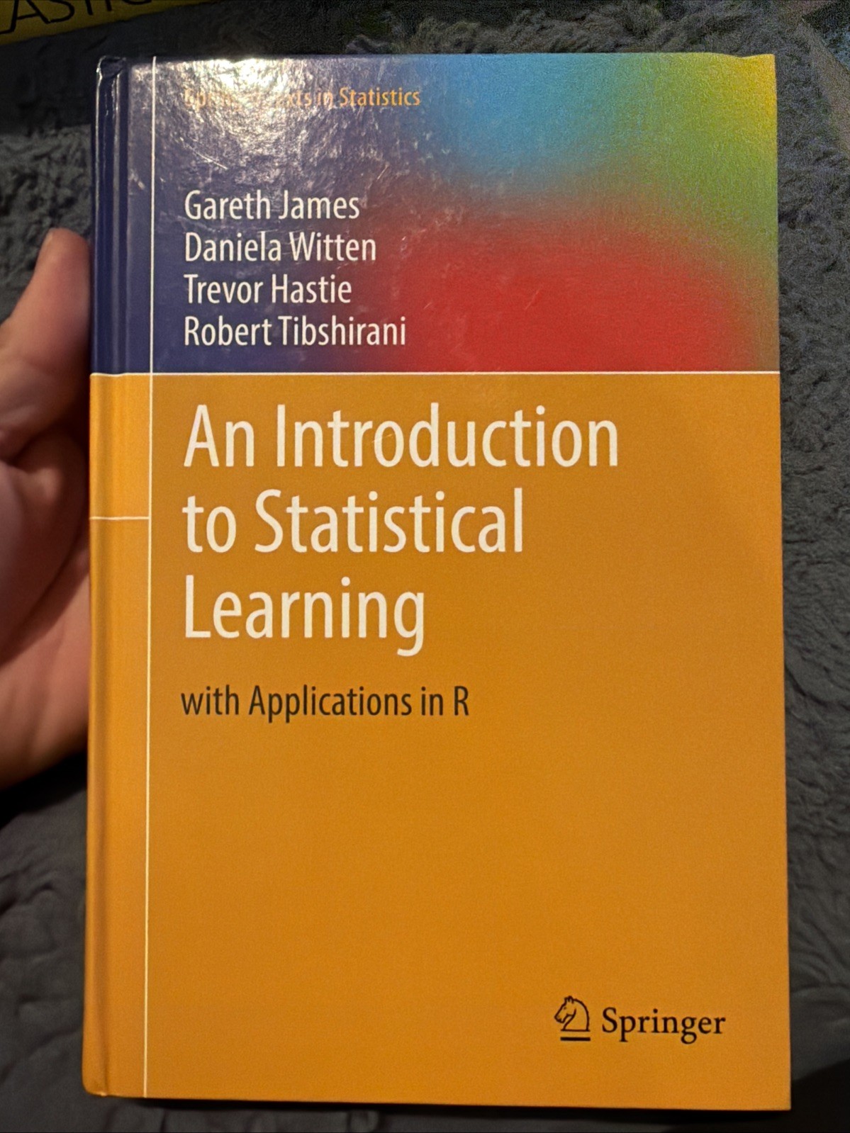 An Introduction to Statistical Learning: with Applications in R (Springer C-653