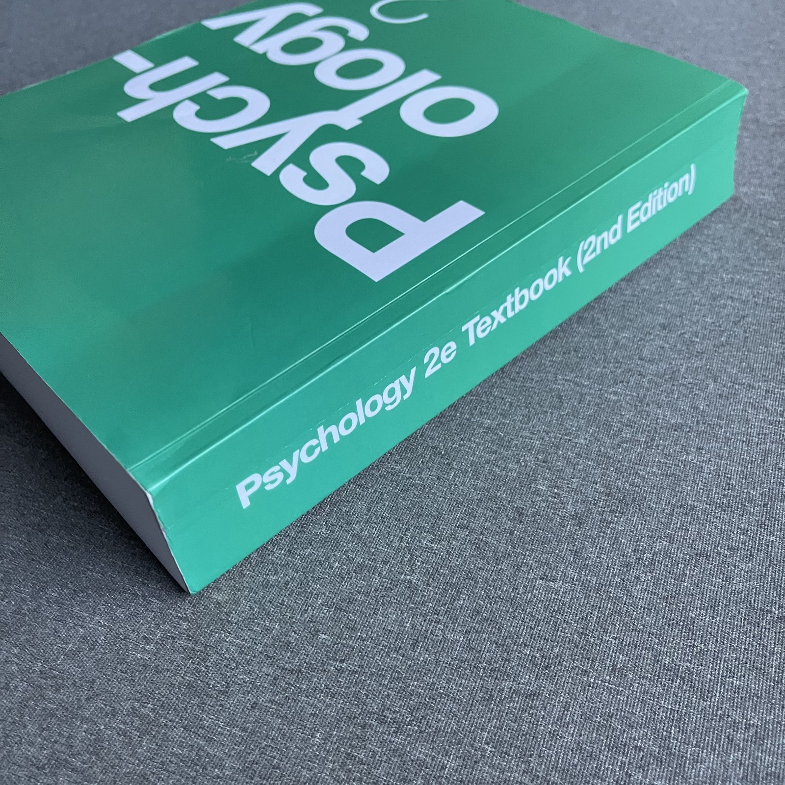 Psychology 2e Textbook (2nd Edition) – Paperback, by Spielman Rose M.