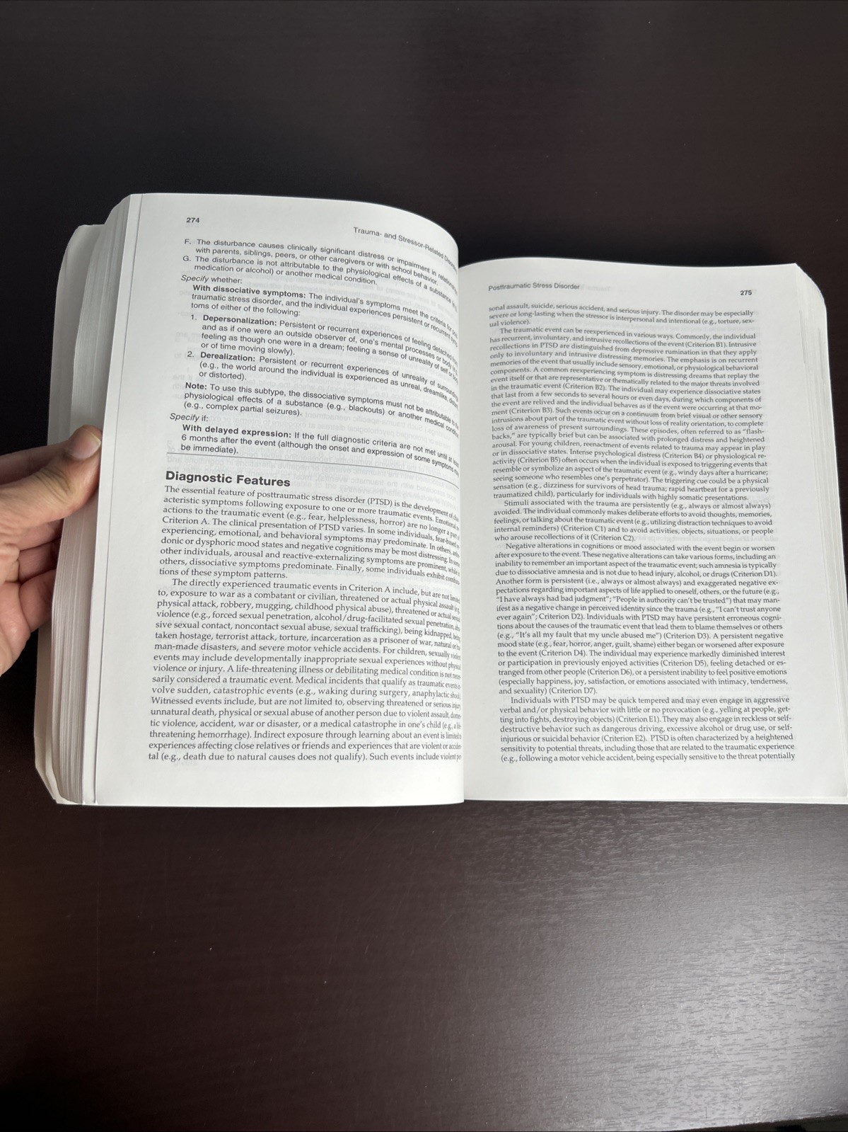 Diagnostic and Statistical Manual of Mental Disorders – DSM-5, Paperback 5th Ed.