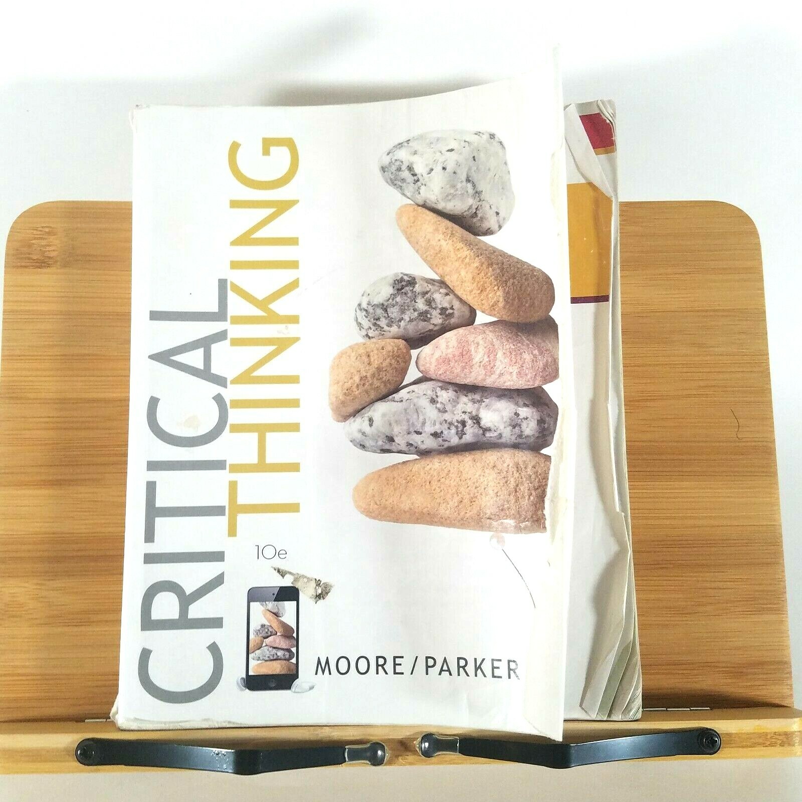 Critical Thinking by Richard Parker and Brooke Noel Moore 2011, Trade Paperback
