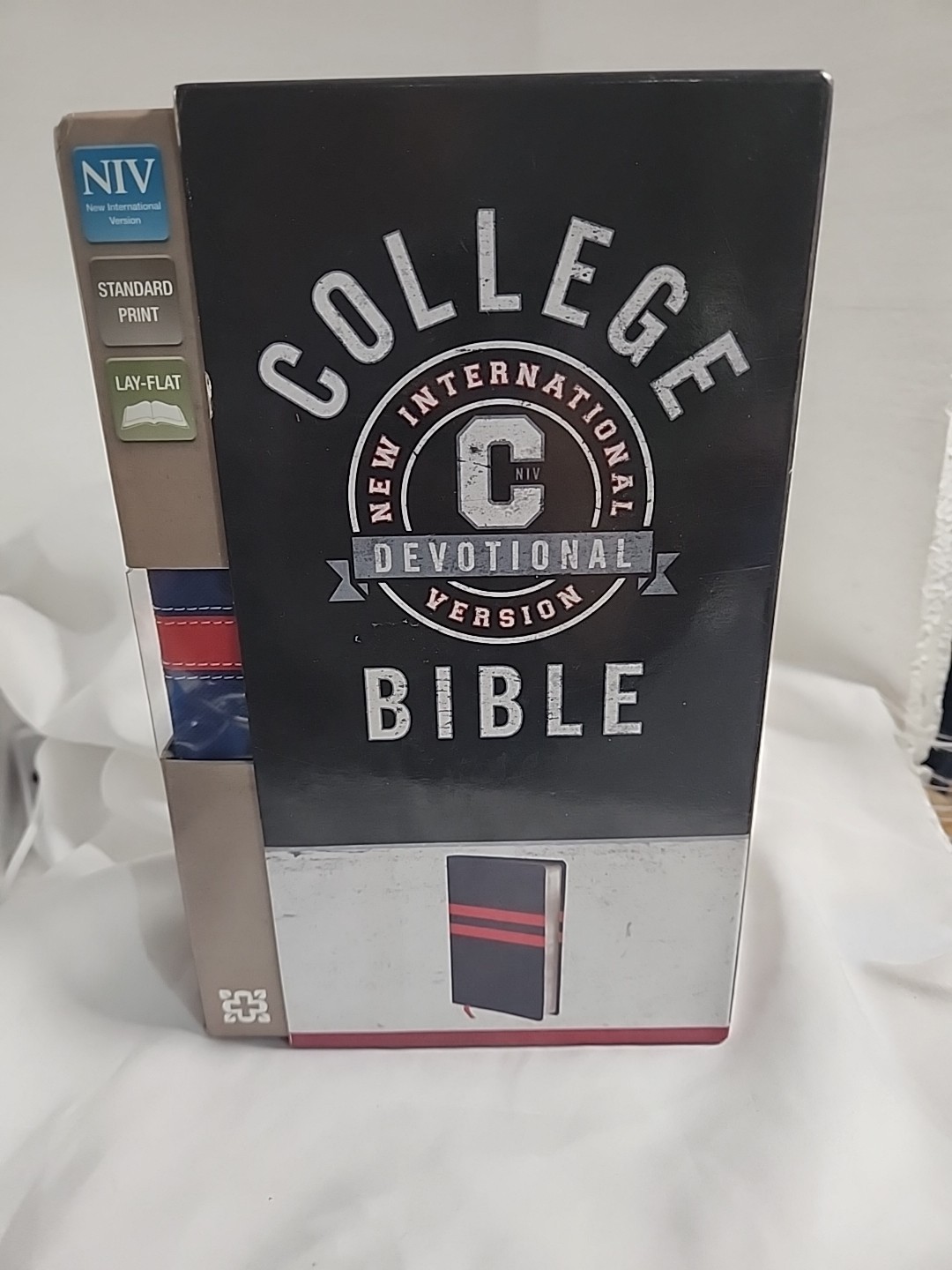 Zondervan NIV College Devotional Bible Italian Leather Navy Red Med Standard NEW