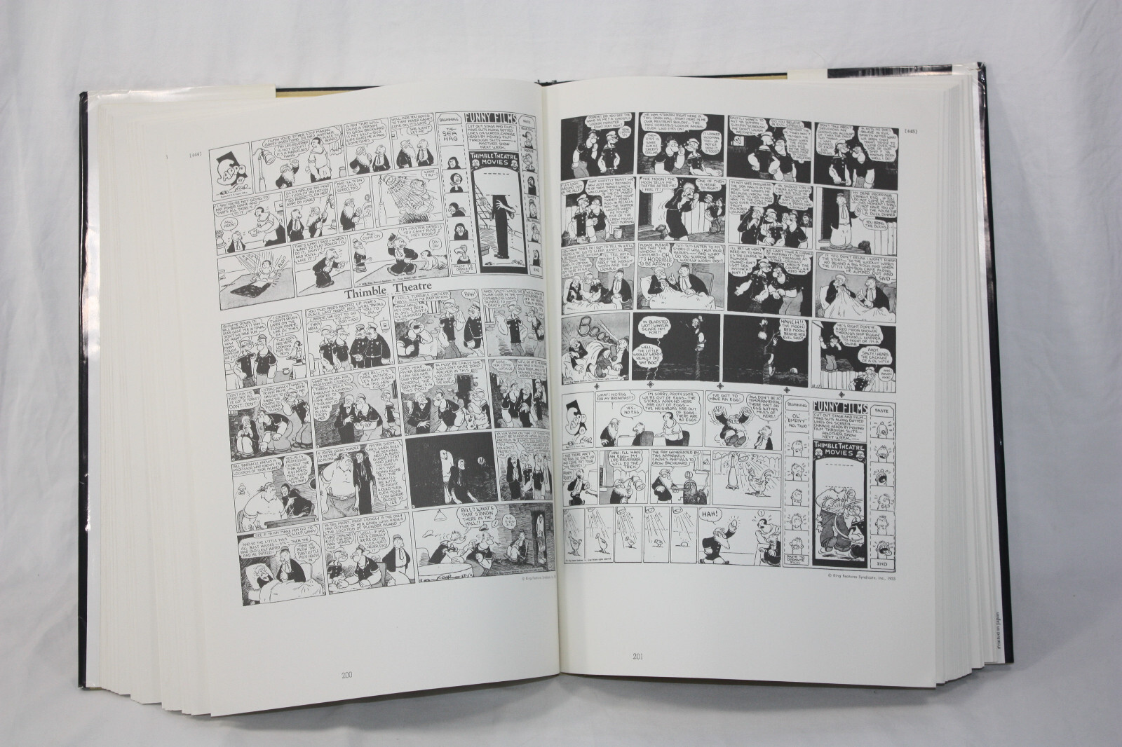 The Smithsonian Collection of Newspaper Comics – Hardcover Book -v
